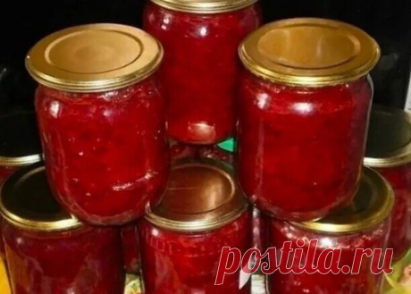 Салат "CВеклуша" Вкуснятина 
Мир рецептов - рецепты со всего мира! 
 
Необходимые нам продукты: 
по 2кг свеклы и помидор, 
по 1кг лука и моркови, 
250г сахара, 
100гсоли, 
1стакан раст. масла. 
 
2) Идем далее: 
Овощи измельчить, добавить соль, сахар, масло и тушить 1 час. 
В конце варки влить 3 ст. ложки 9%-ного уксуса, перемешать, довести до кипения, разложить в поллитровые банки и закатать. 
 
Приятного аппетита