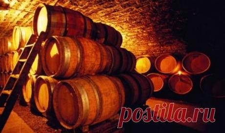 как следить за дубовой бочкой или кадкой