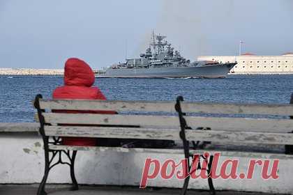 ФСБ пресекла попытку теракта украинских спецслужб на корабле Черноморского флота. ФСБ пресекла попытку спецслужб Украины устроить теракт на одном из кораблей Черноморского флота России. Сотрудниками ФСБ задержан завербованный украинскими спецслужбами военнослужащий Черноморского флота России с двумя самодельными взрывными устройствами, общая мощность которых составляет один килограмм тротила.