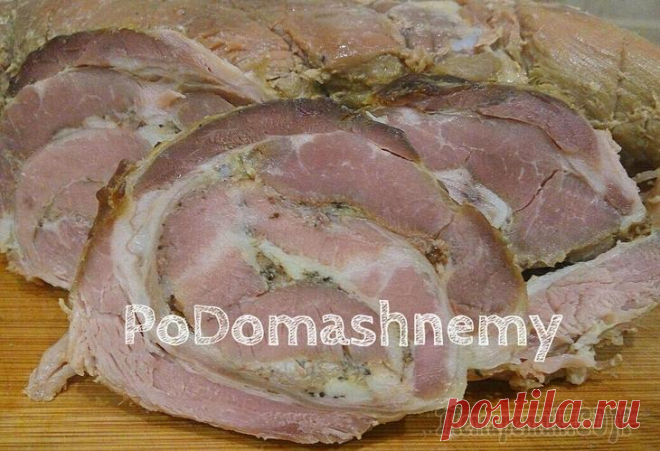Мясной рулет в духовке Вкусная, ароматная, сытная закуска. Такой мясной рулет отлично подойдет на праздничный стол, а также станет отличной закуской вместо колбасы. Это очень вкусно!Ингредиенты:- 1 кг свиной брюшины;- 6-7 з...