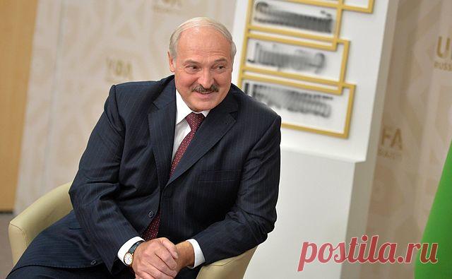 Слово «батька» у большинства ассоциируется с президентом Белоруссии Александром Лукашенко. Оно вошло в обиход во второй половине 1990-х годов. Существует даже версия, что первым называть себя батькой стал сам президент.