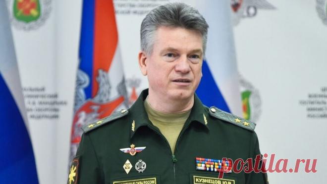 Защита попросила отпустить главного кадровика Минобороны под домашний арест. Защита попросила отпустить главного кадровика Минобороны РФ Юрия Кузнецова под домашний арест. Об этом сообщает корреспондент РИА Новости из зала Западного окружного военного суда. "Так как я прошу в своей апелляционной жалобе ...