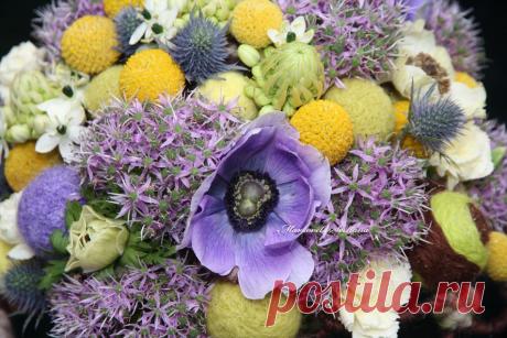 Друзья! Подготовительный курс является обязательным при поступлении нашу школу. Он выравнивает общий уровень знаний по флористике, даёт основные навыки при работе с цветами. Наша ближайшая группа в сентябре 21 числа. А в октябре 05.