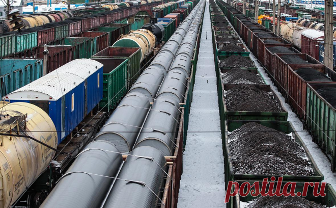Пропускную способность Восточного полигона расширят до 270 млн т. Рабочая группа по определению параметров третьего этапа развития Восточного полигона одобрила согласованные предложения РЖД и грузоотправителей по дополнительным мероприятиям развития Байкало-Амурской (БАМ) и Транссибирской (Транссиб) железнодорожных магистралей.