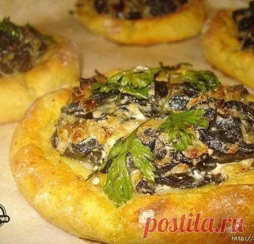 Ватрушки на картофельном тесте с куриной начинкой