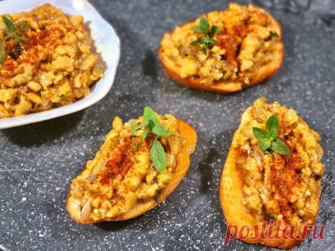 БАКЛАЖАНОВЫЙ ДИП с МЯТОЙ. Самая вкусная и популярная закуска из баклажанов !
Ссылка на видео:
https://youtu.be/1hBTTK2hq38
Сытный дип, паштет, намазка или просто закуска из баклажанов. Попробуйте! Состав: Баклажаны - 4 шт. Лук - 2 шт. Чеснок - 4 зубчика. Мята - 3 веточки. Паприка сладкая - 1 ч. л. Сахар - 1 ч. л. Соль - по вкусу. Масло растительное - 70 мл. Багет – 1 шт.