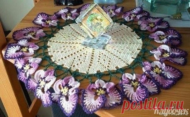 Салфетка с ирисами