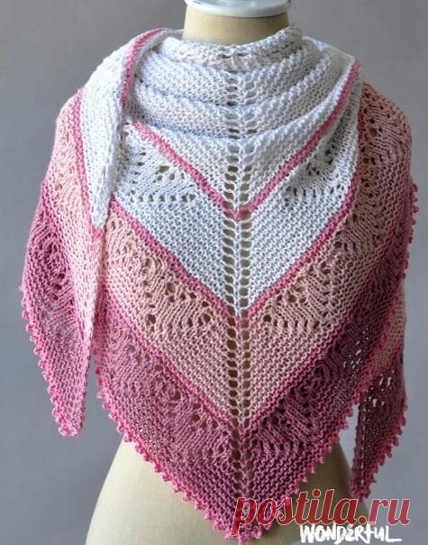 Шаль спицами в четырех цветах 
#шали_спицами