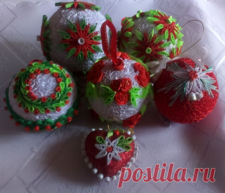 Bombka quillingowa z różyczkami – Artillo