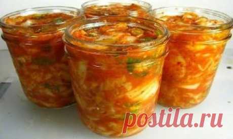 Салат с кабачками «Тёщин язык»
Для приготовления понадобится:кабачки 2 кг (очищенные от семян и кожуры)помидоры- 1 кгболгарский перец-3-4 штчеснок — 2 головкиострый перец — 1 стручокрастительное масло — 1 стакансоль- 2-3 стол ложк…