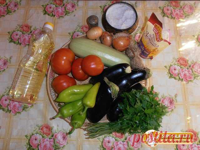 Баклажаны, запеченные с куриной грудкой и овощами. Рецепт с фото