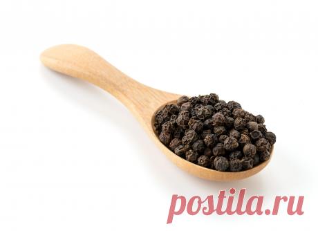 Черный перец-польза и вред для здоровья - Goodfoodinfo.net Польза и вред черного перца для организма и его состав. О противовоспалительных, антибактериальных и антиоксидантных свойствах специи подробнее в статье.