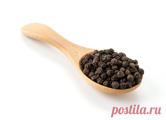 Черный перец-польза и вред для здоровья - Goodfoodinfo.net Польза и вред черного перца для организма и его состав. О противовоспалительных, антибактериальных и антиоксидантных свойствах специи подробнее в статье.