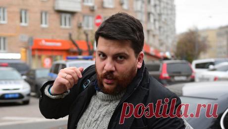 Организатору нападения на оппозиционера Волкова предъявлены три обвинения. Организатору нападения на оппозиционера Леонида Волкова Анатолию Блинову предъявлены три обвинения. Об этом сообщает польская прокуратура. Блинову вменяют избиение оппозиционера по политическим причинам. Детали еще двух обвинений не ...