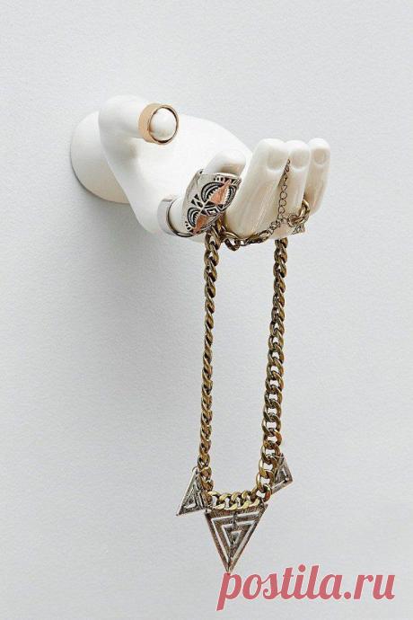 Стильный держатель для украшений
