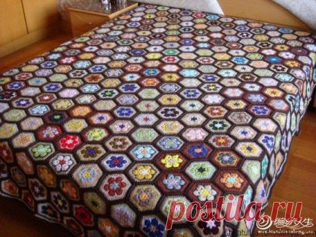 Плед мотивами Плед мотивами крючком. Плед шестиугольным узором для дома