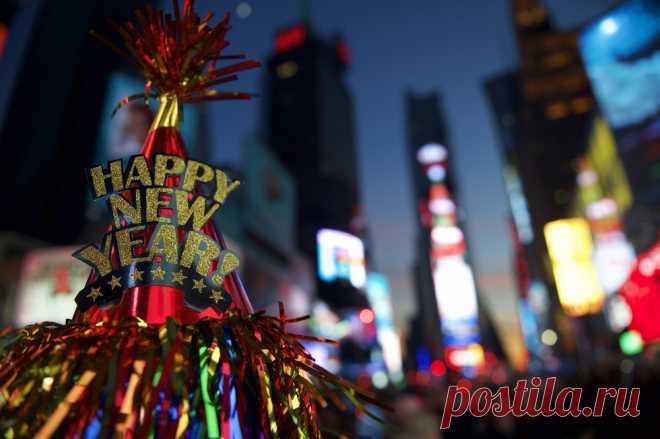 Как отдыхаем на Новый год 2018 в России Большая часть населения нашей необъятной родины с нетерпением ожидает начало январских праздников. Ведь наступит не только самая значимая ночь года, а еще