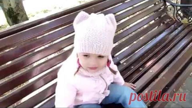 Детская шапка с ушками и снуд спицами/Children's hat with ears and a scarf spokes