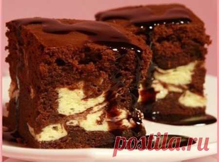 Шоколадный кекс с творожной начинкой