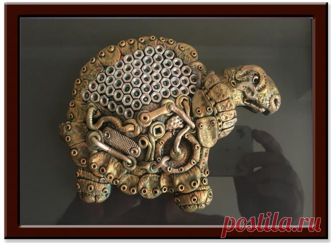 Свои картины. Готовые работы и на заказ
Мастер, предлагаю картины ручной работы, стиль разный, работы производятся из полимерной глины и прочих материалов, на стекле, обрамление деревянной рамой. Принимаю заказы по Вашим темам, возможно работа с фото (например, Вашего домашнего питомца, кроме портретов. На сайте представлены  готовые работы в технике альтернативный стимпанк.
Черепаха (17*25) 

Цена 3000 руб, включает почтовые расходы в Ваш город
+7 938 483 8542 Александр