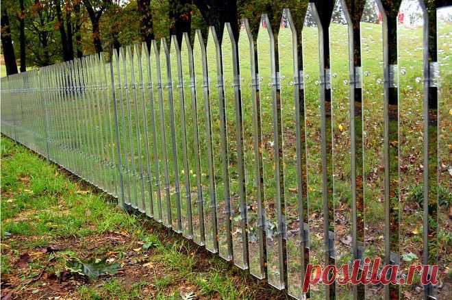 Зеркальные заборы и другие зеркальные поверхности в интерьере сада. | Для дачников.ру