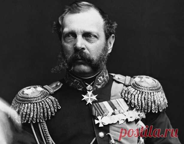4 апреля Александр II после прогулки со своим племянником и племянницей садились в коляску у Летнего сада. В тот день за императором наблюдала толпа зевак. Раздался выстрел. Это было первое из многочисленных покушений на жизнь Александра II. За всю свою жизнь русский император оказывался на волоске от ещё смерти 6 раз, как и предсказала ему когда-то парижская цыганка.