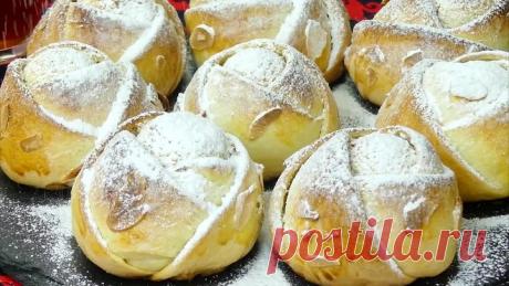 Ватрушки - розочки со сладким творогом.