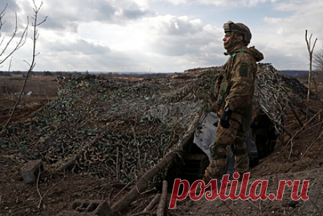 Украинские военные обстреляли из БМП населенный пункт в ДНР. Украинские военные обстреляли город Докучаевск в Донецкой народной республике (ДНР). В представительстве ДНР в Совместном центре по контролю и координации режима прекращения огня сообщили, что в направлении населенного пункта было произведено восемь выстрелов из БПМ-1 и выпущено три мины калибром 120 миллиметров.