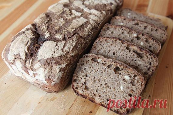 5 рецептов закваски для хлеба / Готовим дома, местная еда, рецепты Уже больше года мы не покупаем хлеб, а выпекаем его дома в обычной духовке. Замес и выпечка хлеба занимает у нас очень немного времени и это уже вошло в привычку. Самым главным и кропотливым является приготовление закваски. И у каждого есть свой рецепт ее создания. Предлагаем вашему вниманию несколь