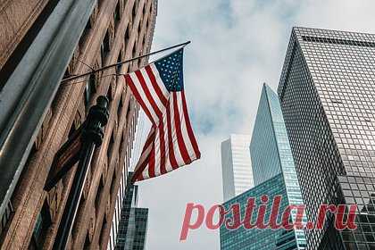 В США заявили об объединении антиамериканских стран против Вашингтона. Политика США по включению ряда государств в список потенциальных врагов, которых называют «осью зла», привела к тому, что на антиамериканской основе возникло сближение России, Китая, КНДР, Венесуэлы и Ирана против Вашингтона. Об этом пишут обозреватели издания Politico.