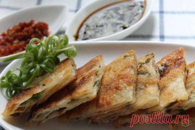 Луковая лепешка: рецепт, выбор продуктов, способы приготовления, фото