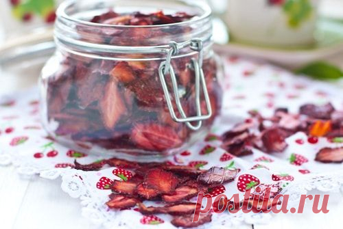 Рецепт как засушить клубнику в электросушилке / Меню недели
