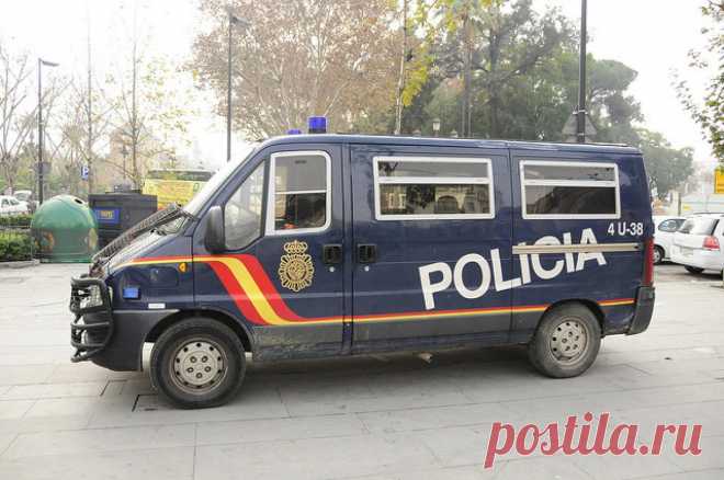 Times: Испания проверяет спецслужбы РФ на причастность к гибели Кузьминова. В Испании проводят проверку версии о возможной причастности «русской мафии» к смерти перебежчика Максима Кузьминова.