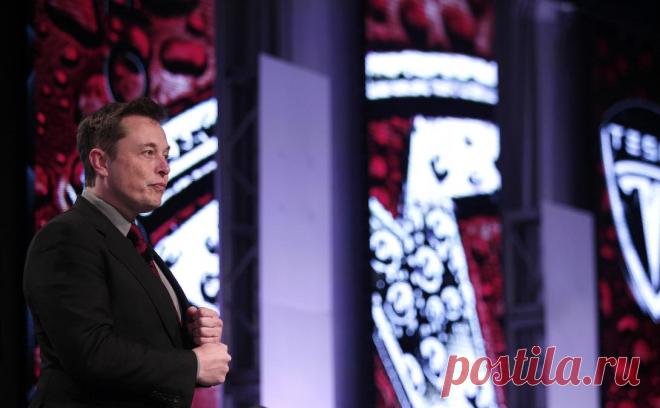 Адвокат рассказал, что прочитал Маск перед твитом об акциях Tesla по $420. Миллиардер решил опубликовать твит о приватизации Tesla «за долю секунды», читая FT. Акционеры, потерявшие из-за этого прибыль, подали на него в суд, финрегулятор США выписал компании и Маску штрафы по $20 млн на каждого