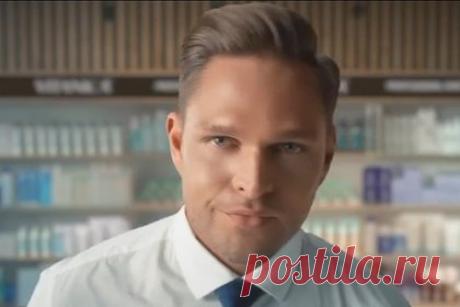 В Москве из-за внешнего вида избили актера. В Москве из-за внешнего вида избиению подвергся российский актер и модель Андрей Пакалов. Отмечается, что артист вышел покурить у подъезда в своей шубе, что вызвало претензии прохожего, который перепутал Пакалова с ЛГБТ-активистом. Мужчины последовали в подъезд, где неизвестный головой разбил актеру лицо.