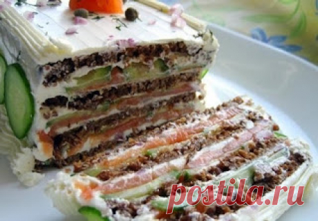 Самые вкусные рецепты: Бутербродный торт с копченым лососем и мягким сыром.