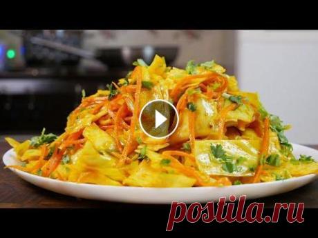 Капуста по-корейски. Дорогой салат за копейки, цыганка готовит. Рецепт: Рецепт на 1 кг. салата Капуста -900 -1000 гр. Морковь - 100 гр. Чеснок - 10 гр. (2-3 зубчика) Соль - 1 ч. л. Сахар - 3-4 ч. л. Уксусная кислот...