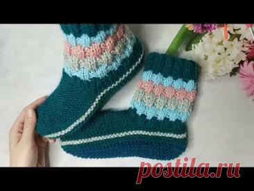 Носки на двух спицах из остатков пряжи. #тапочкиспицами #каксвязатьноски #носкинадвухспицах