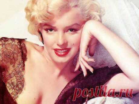 С мужчиной нужно играть в &quot;крестики-нолики&quot;. Если ты для него нолик — нужно ставить на нём крестик. 

© Мэрилин Монро