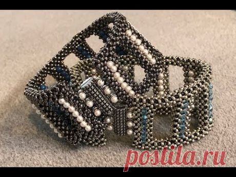 Many Moons Reversible Cuff - A Bronzepony Beaded Jewelry Design