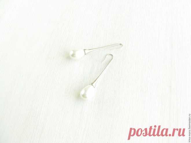 Серьги длинные серебряные "Нежность" с белым майорским жемчугом. Классические белые серьги в подарок . Свадебные серьги. Свадебные серьги-капли с белым майорским жемчугом. Длина 5,5 см.
Серьги свадебные ручной работы выполнены из матовой родированной фурнитуры высокого качества (Южная Корея).
Купить Серьги "Нежность"серьги свадебные,серьги белые,серьги свадьба,серебро в интернет магазине на Ярмарке Мастеров