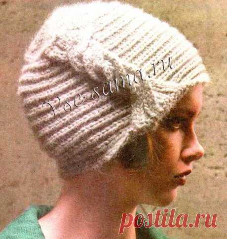 Шапочка с патой в виде косы. Спицами. / vse-sama.ru
