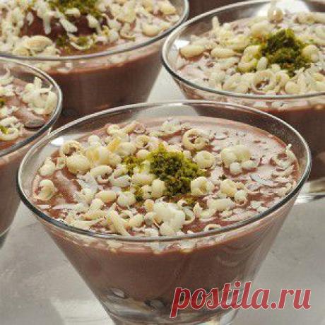 Шоколадный мусс с перцем чили, фисташками и коньяком - BestCook
