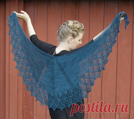 Шаль спицами Камея цветок