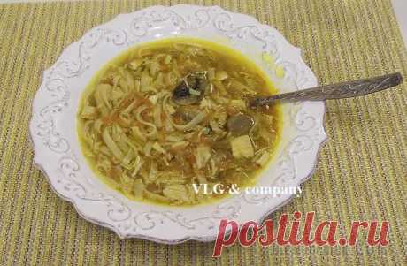 Лучшая грибная лапша, которую вы когда-либо ели! Что может быть вкуснее грибной лапши? Этот мягкий нежный суп, который многие исследователи кулинарии приписывают к традиционной русской кухне, хорош в любое время года и в любую погоду. Сделать я его ...