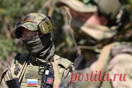 Российские войска сковали атаки ВСУ на запорожском направлении. Российским войскам удалось сковать все атаки Вооруженных сил Украины (ВСУ) в Запорожской области. Об этом сообщил глава общественного движения «Мы вместе с Россией» Владимир Рогов, чьи слова приводит РИА Новости. По его словам, за последнее время в местах проведения боевых действий сложилось относительное затишье.