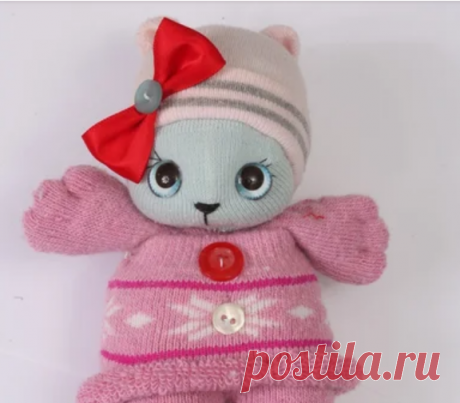 Не выбрасывайте одиночные носки! Как я сшила внучке игрушки, от которых она в восторге | Ёлки зелёные! | Яндекс Дзен