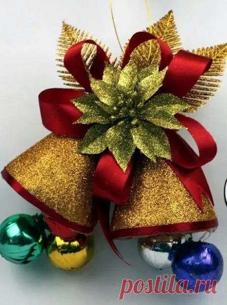 Новогодние ёлочные  игрушки своими руками из пластиковых бутылок