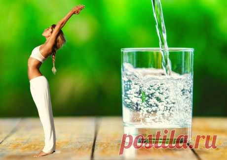 Какую воду нужно пить, чтобы сохранить красоту и здоровье. Как приготовить такую воду в домашних... Какую воду нужно пить, чтобы сохранить красоту и здоровье. Как приготовить такую воду в домашних условиях.. Больше интересных статей на канале Пампушка на сушке