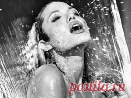 Анжелина Джоли (Angelina Jolie) фото обои для рабочего стола